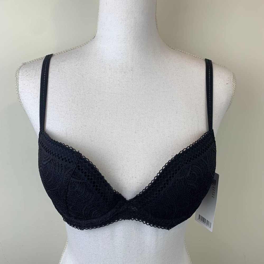 Chantelle black lace bra, NEW, NWT, 34B